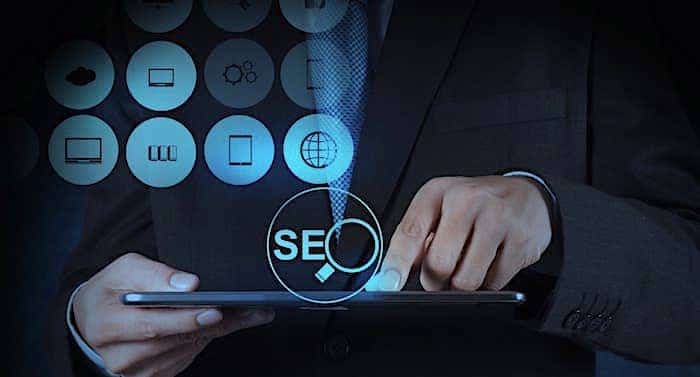 Google SEO Ratgeber: Externe Agentur versus eigene Fachkräfte